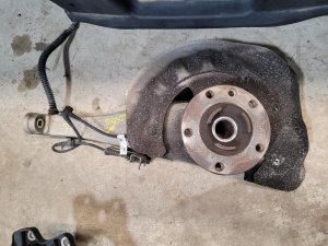 2011-2018 Volkswagen Touareg Front Steering Knuckle Less Hub - Left (Driver) (Used OEM)