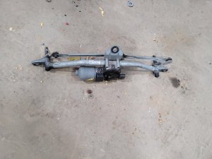2009-2010 Dodge Journey Windshield Wiper Motor and Linkage Assembly - Front (Used OEM)
