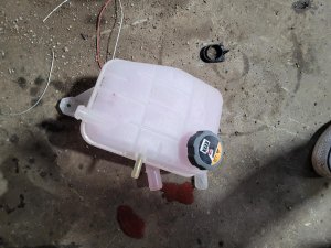 2021-2025 Hyundai Elantra Engine Coolant Reservoir Assembly (Used OEM)
