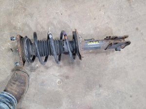 2014-2018 Kia Forte5 Front Suspension Strut Assembly - Left (Driver) (Used OEM)