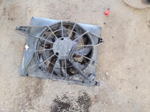 2013-2018 Hyundai Santa Fe A/C Condenser Fan Motor (Used OEM)