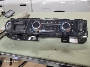 2023-2025 GMC Sierra 1500 Automatic Temperature Control Module (Used OEM)