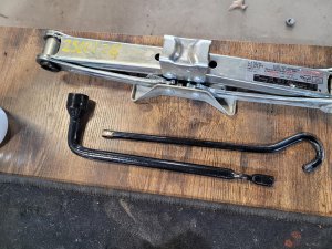 2013-2018 Acura RDX Scissor Jack and Tool Kit (Used OEM)
