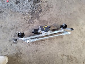 2021-2025 Nissan Rogue Windshield Wiper Motor and Linkage Assembly - Front (Used OEM)