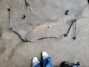 2015-2016 Honda CR-V Front Suspension Stabilizer Bar Assembly (Used OEM)