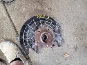2017-2023 Jeep Renegade Front Steering Knuckle - Left (Driver) (Used OEM)