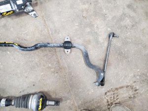 2017-2019 INFINITI QX30 Front Suspension Stabilizer Bar Assembly (Used OEM)