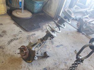 2009-2017 Chevrolet Traverse Front Steering Knuckle - Left (Driver) (Used OEM)