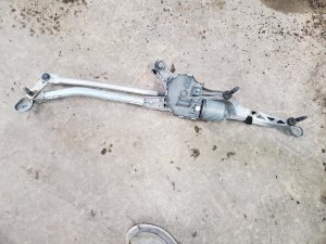 2010-2020 Mercedes-Benz E350 Windshield Wiper Motor and Transmission Assembly - Front (Used OEM)