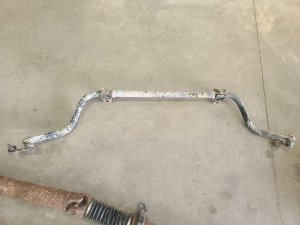 2005-2015 Nissan Xterra Suspension Stabilizer Bar Assembly - Front (Used OEM)