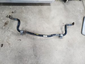 2010 Buick Allure Suspension Stabilizer Bar - Front (Used OEM)