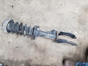 2011-2017 Volkswagen Touareg Front Suspension Strut Assembly - Left (Driver) (Used OEM)