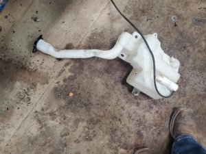 2008-2013 Ford Taurus Washer Fluid Reservoir Assembly with Pump (Used OEM)