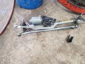 2011-2017 Buick Regal Windshield Wiper Motor - Front (Used OEM)