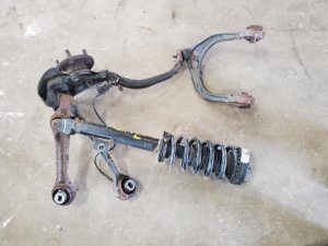 2009-2010 Dodge Challenger Front Steering Knuckle - Left (Driver) (Used OEM)