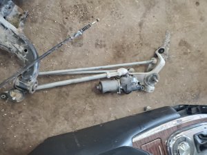 2014-2024 INFINITI QX80 Windshield Wiper Motor and Transmission Assembly (Used OEM)