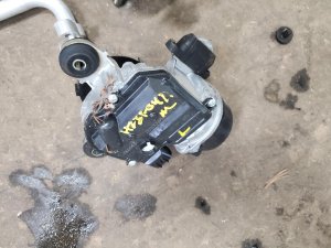 OEM Windshield Wiper Motor for 2017-2021 Honda CLARITY, Clarity, CLARITY ELECTRIC, CLARITY FUEL CELL - Front, Left (Driver) (OEM)