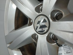 2012-2013 Volkswagen Beetle Painted Silver Alloy Wheel (Used OEM)