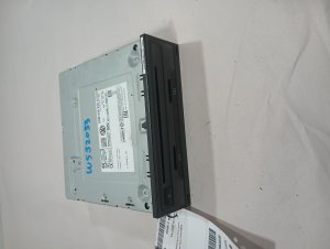 2020-2022 VOLKSWAGEN ATLAS Glove Box Mounted Radio Navigation Control Module (Used OEM)
