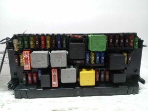 2012-2013 Mercedes-Benz E350 Signal Acquisition and Actuation Module (SAM) - Front (Used OEM)