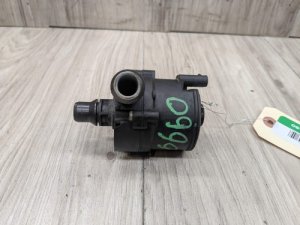 2018-2020 BMW M550i xDrive Black Auxiliary Electric Coolant Water Pump (Used OEM)
