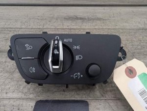 2019-2024 Audi RS5 Black Headlight Control Switch (Used OEM)