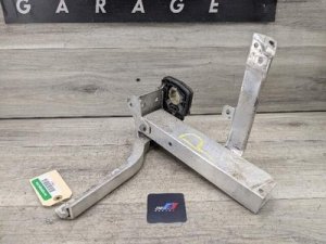2011-2015 BMW 740i Gray Adapter Plate, Right - Front (Used OEM)