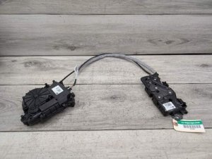2017-2023 BMW 528i White Trunk Lid Power Lock Actuator (Used OEM)