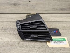  BMW X5 m Left Driver Side Dashboard Air Vent Grille (Used OEM)