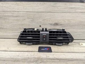 2019-2021 BMW X4 Fresh Air Grille Center (Used OEM)