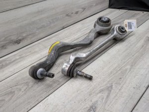2009-2013 BMW 328i Black Right Lower Control Arm and Tension Strut Kit - Front (Used OEM)