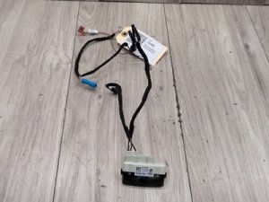 2009-2015 BMW 750i Steering Wheel Electronics Control Unit (Used OEM)