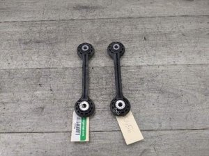 2010-2017 Audi A7 Front Stabilizer Sway Bar Link (Used OEM)