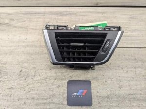 2014-2020 BMW 428i Right Outer Fresh Air Vent Grille (Used OEM)