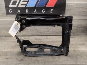 2017-2023 BMW 540i Gray Front Right Bumper Support Bracket (Used OEM)