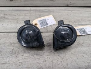 2017-2023 BMW 528i Gray Low Pitch Horn (Used OEM)
