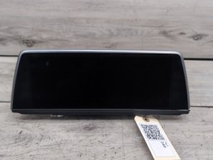 2016-2019 BMW 750i Gray Central Information Display 10.25" (Used OEM)