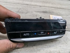 2021-2026 BMW M4 Blue Rear HVAC Temperature Control Panel (Used OEM)
