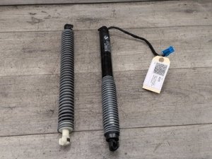 2016-2018 BMW 750i Blue Spindle Drive Right (Used OEM)