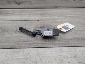 2015-2019 BMW X6 Black Suspension Headlight Height Level Sensor (Used OEM)