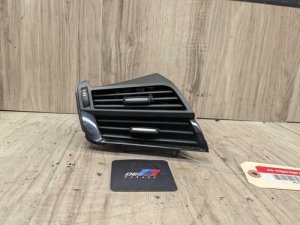  BMW X5 m Gray Left Driver Side Dashboard Air Vent Grille (Used OEM)