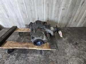 2015-2019 BMW X6 Black Rear Axle Drive Differential (Used OEM)