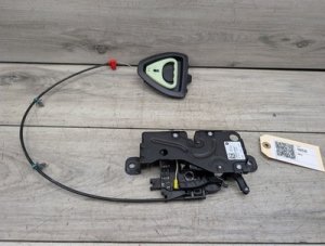 2021-2026 BMW M4 Blue Trunk Lock Actuator Motor (Used OEM)