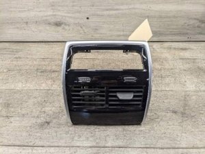  BMW X5 m White Fresh Air Grille Rear Console (Used OEM)