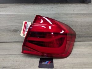 2016-2018 BMW 335i Blue Right Outer LED Tail Light (Used OEM)
