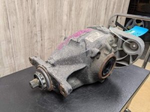 2015-2018 BMW X4 Silver Rear Axle Differential Carrier (Used OEM)