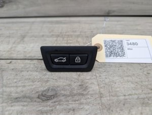 2009-2015 BMW 750i White Switch, -Lid Centerlock - Rear (Used OEM)