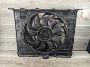 2017-2019 BMW 530i Radiator Fan Motor Fan Assembly (Used OEM)