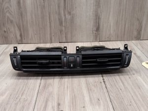  BMW X5 m Center Dash Hazard Button AC Air Vent Grille (Used OEM)