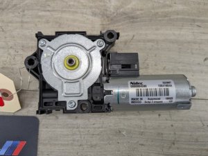 2020-2026 BMW X6 Sunroof Motor (Used OEM)